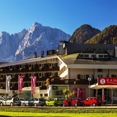 Ramada Resort Kranjska Gora Buitenkant foto