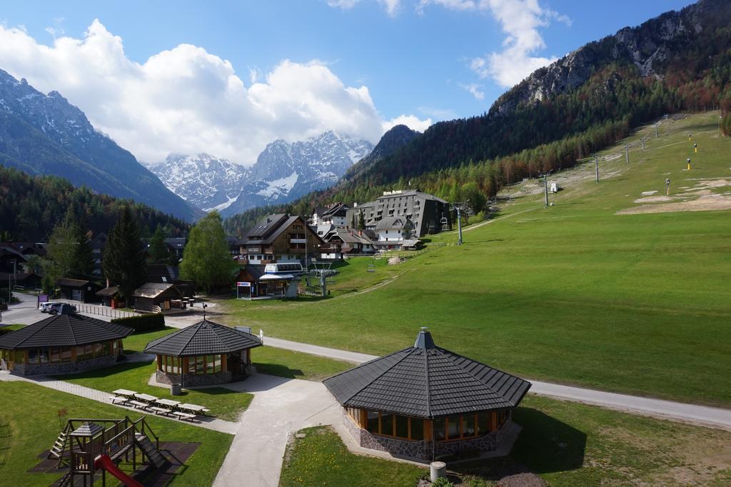 Ramada Resort Kranjska Gora Buitenkant foto